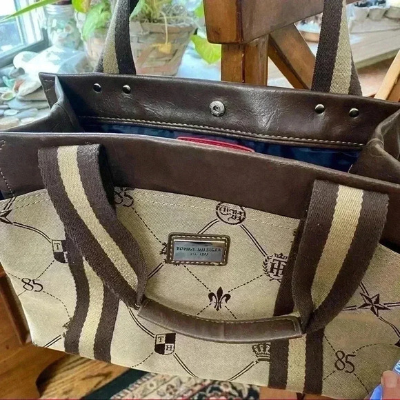 Tommy Hilfiger Handbag 90’s Vintage Brown & Tan Logo 1985 Collection - Picture 3 of 11
